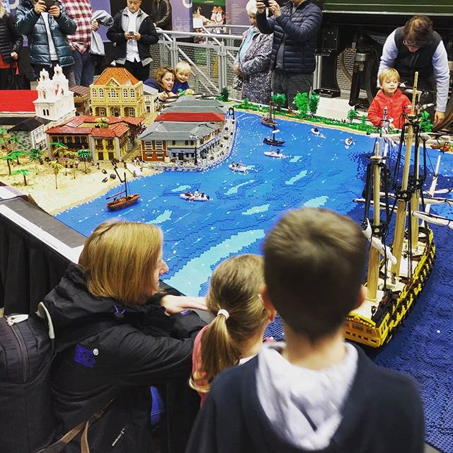 The Great Western Brick Show!